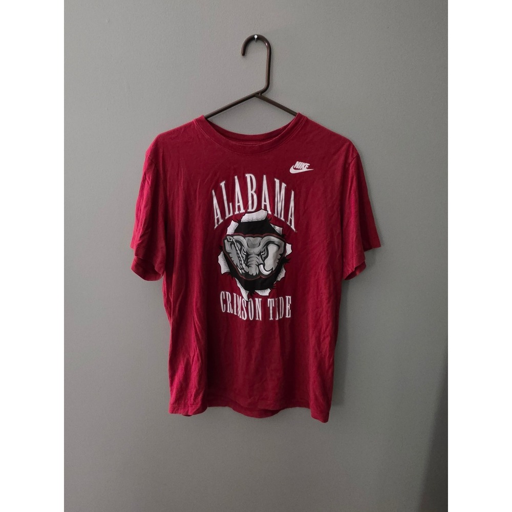 Nike Alabama Crimson Tide T-Shirt Mens Medium Red Graphic Tee Elephant Mascot